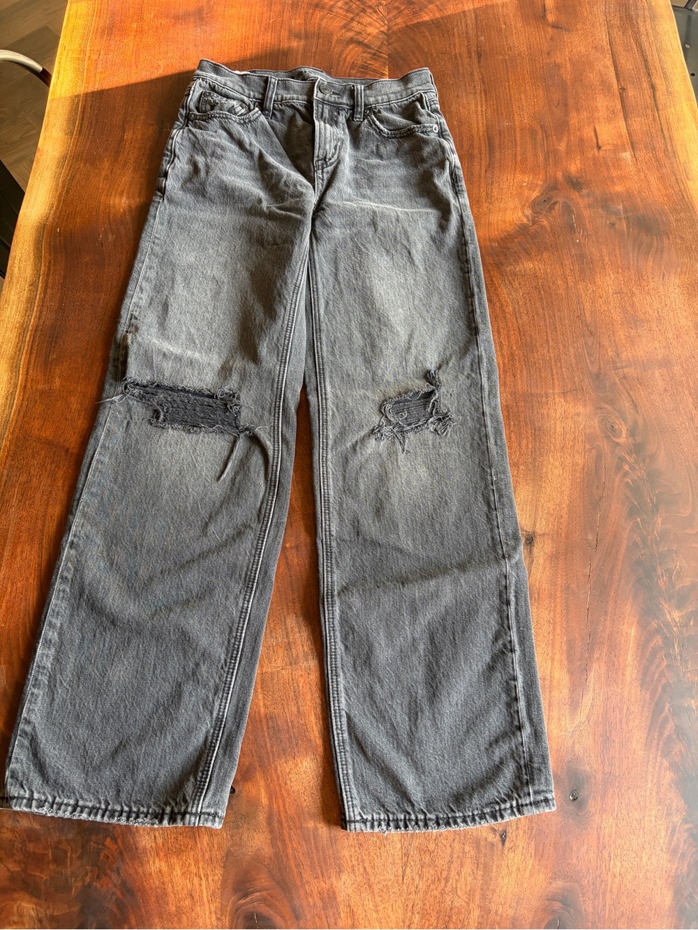 American eagle strigid Washed Black Distressed Straight-Leg Jeans 26